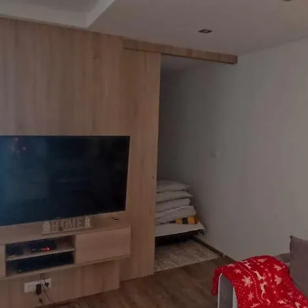 Lech Na Gorze Apartment